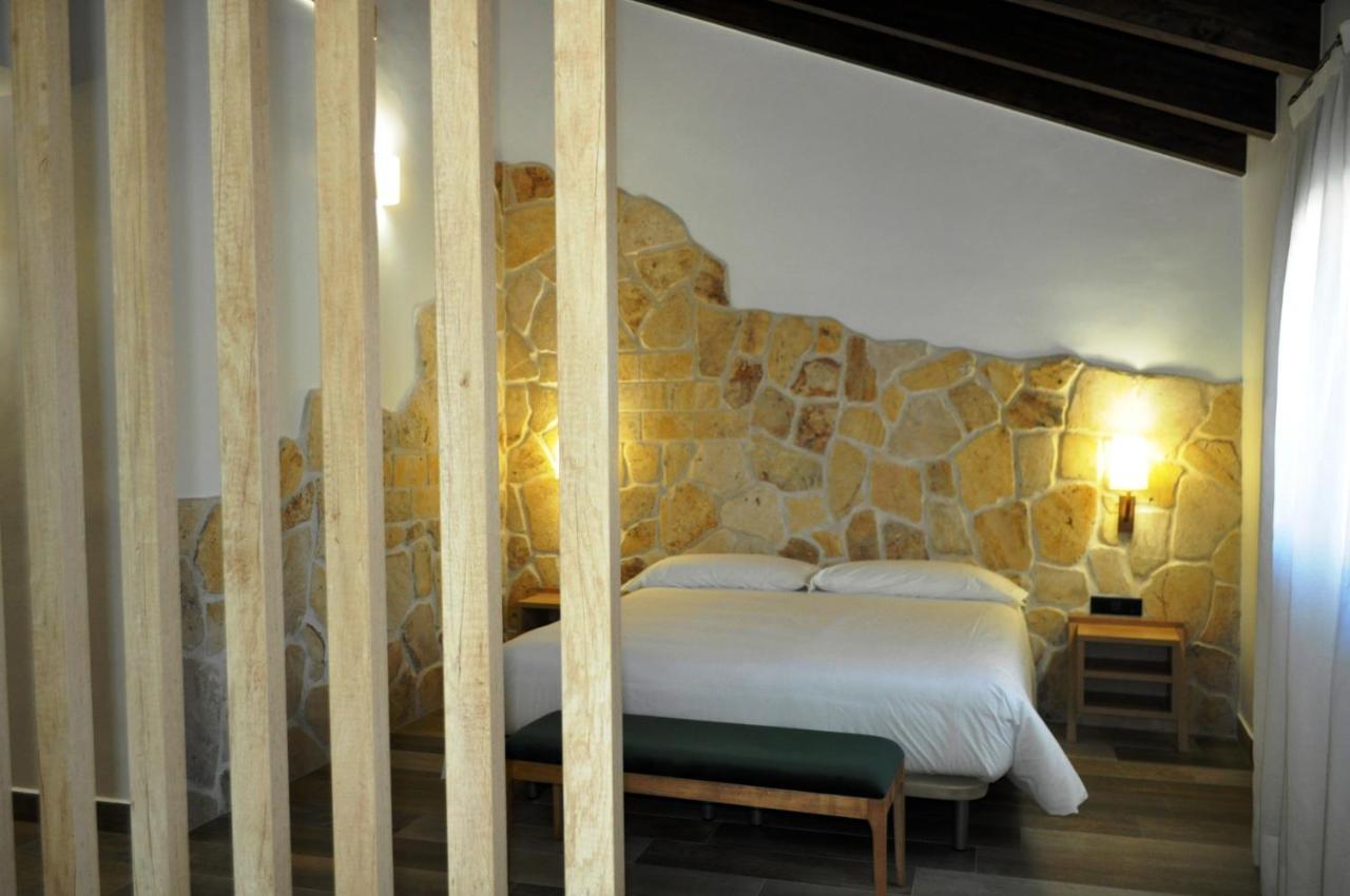 Hostal Restaurante Villa De בריווגה מראה חיצוני תמונה